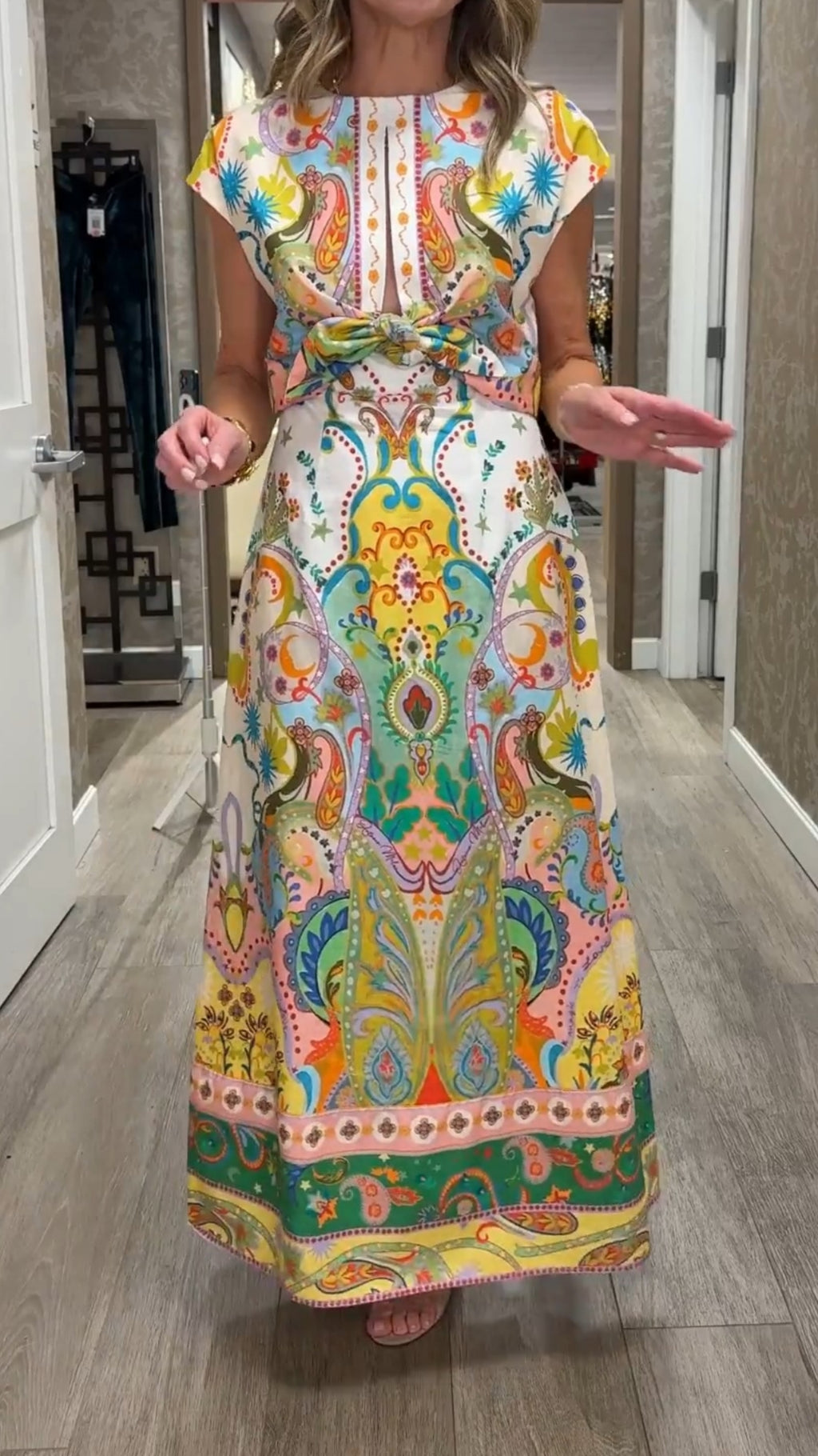 Cotton Sateen Print Short Sleeve Keyhole Maxi Dress