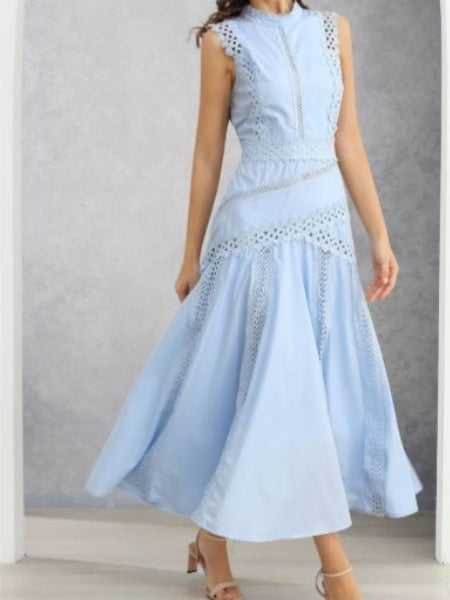 Lace Panelled Sleeveless Dress