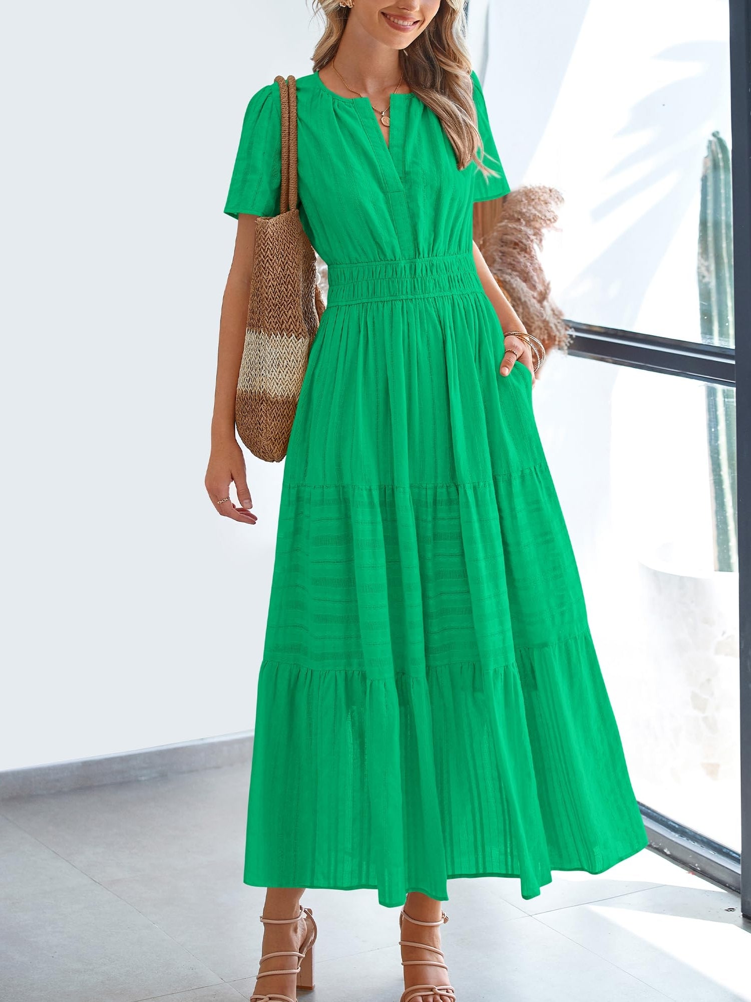 Casual Lightweight V Neck Elastic Waist Boho Maxi Dresses