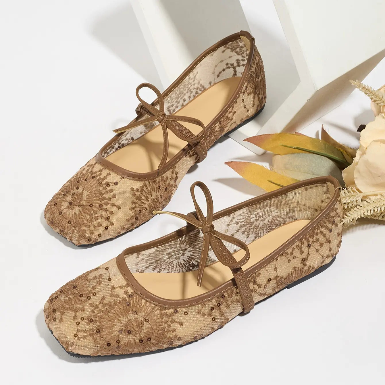 Bow Accent & Charming Embroidery Square Toe Mesh Women's Flat
