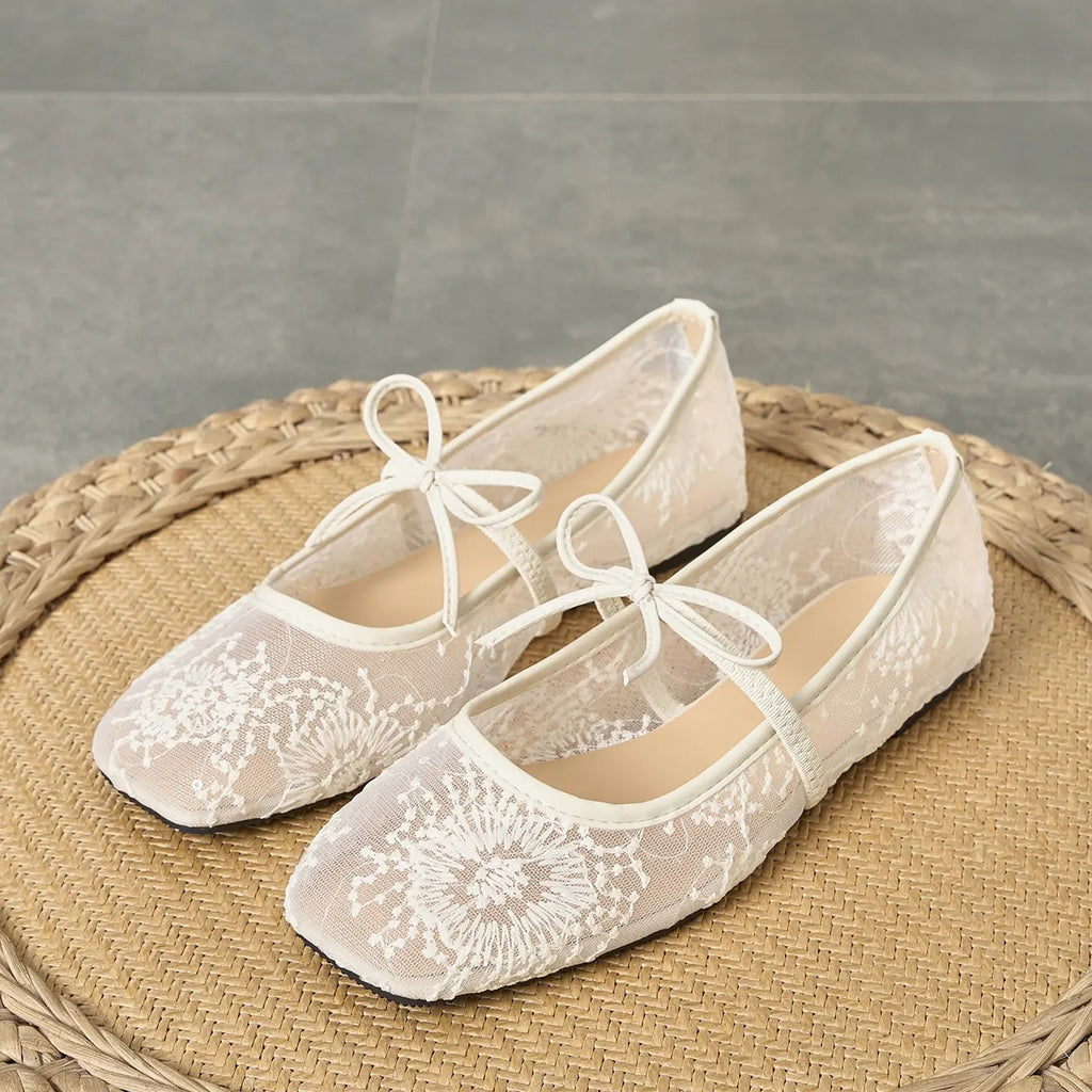 Bow Accent & Charming Embroidery Square Toe Mesh Women's Flat