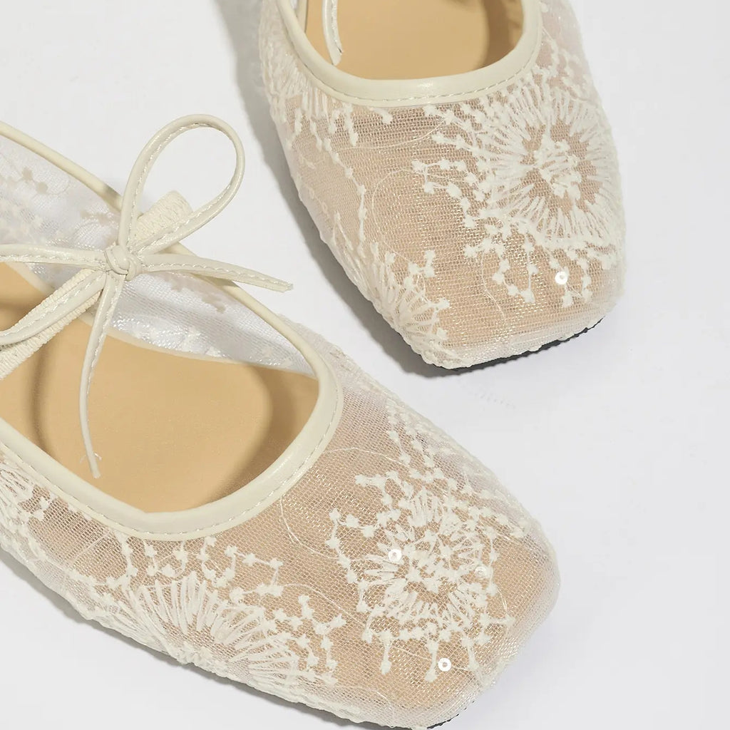Bow Accent & Charming Embroidery Square Toe Mesh Women's Flat