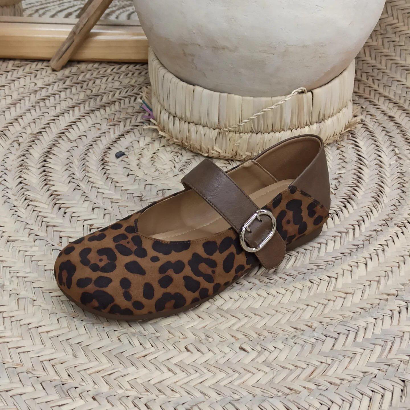 Retro Mary Jane Flats